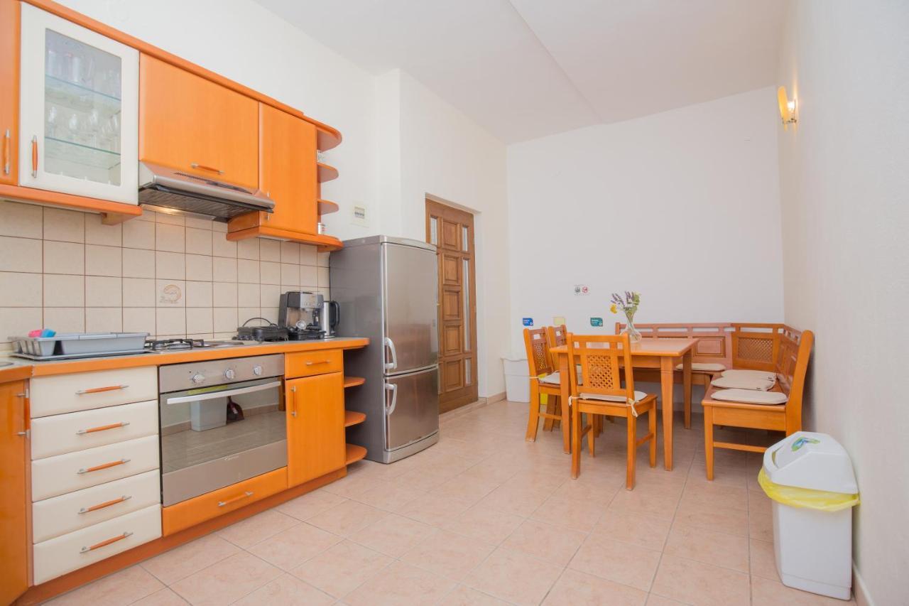 Rooms Plava Laguna Primosten Exterior photo