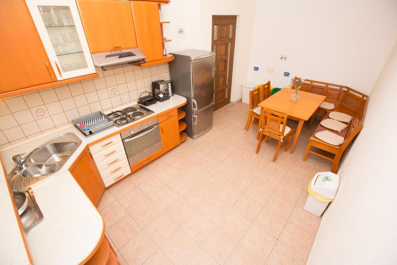 Rooms Plava Laguna Primosten Exterior photo
